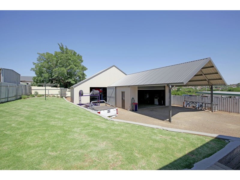 41 George Street, Junee NSW 2663