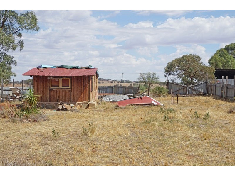 10 Crowther Street, Illabo NSW 2590