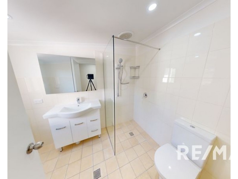 35 George Street, Junee NSW 2663