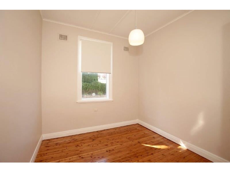 36 George Street, Junee NSW 2663