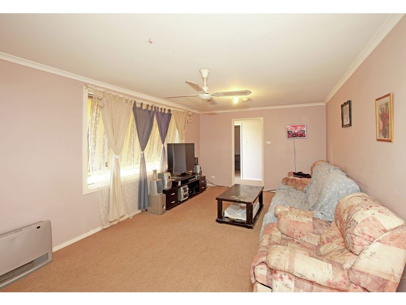 80 Hill Street, Junee NSW 2663