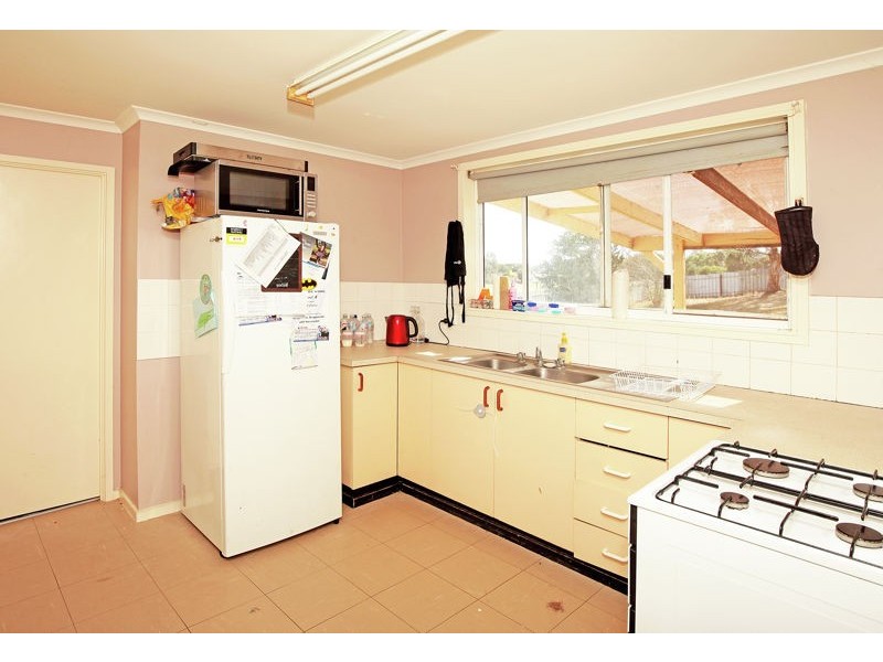 80 Hill Street, Junee NSW 2663