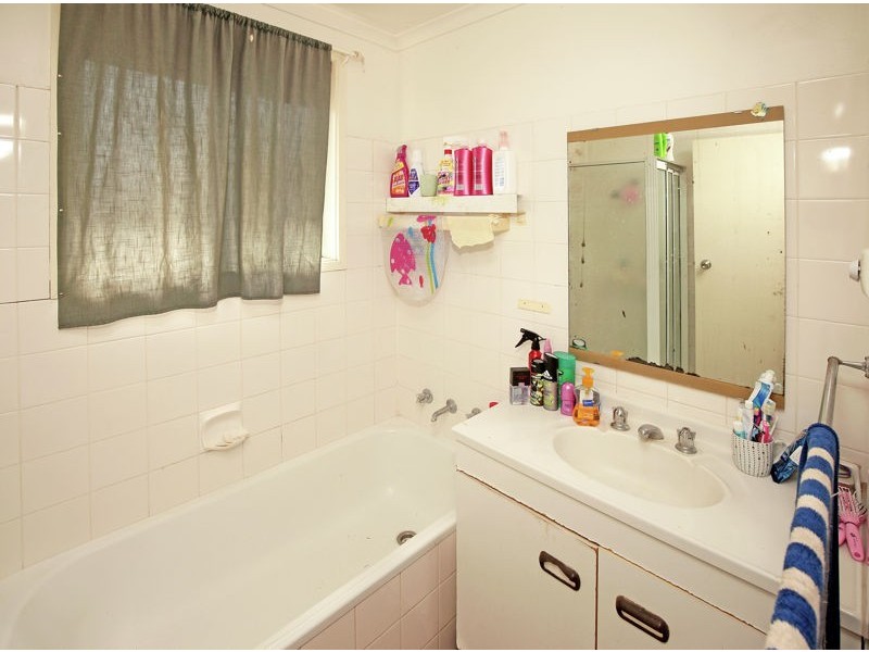 80 Hill Street, Junee NSW 2663