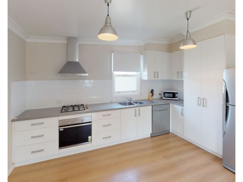 20 Denison Street, Junee NSW 2663