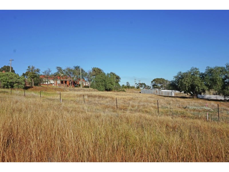 8, 9, 10 & 11 Lydia Street, Junee NSW 2663