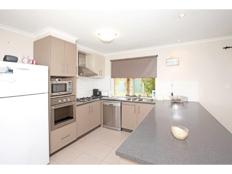 7 Church St, Junee NSW 2663