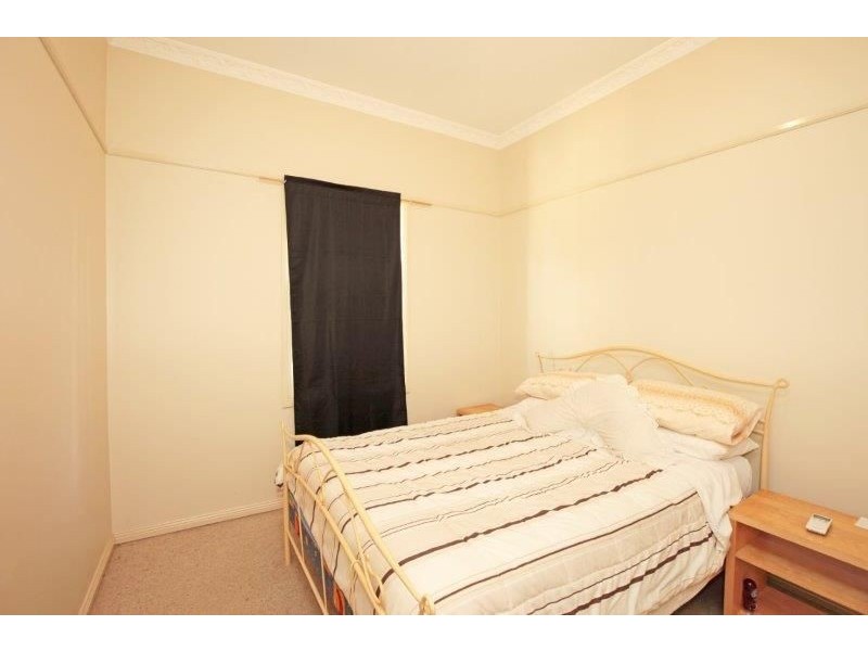 18 Broadway, Junee NSW 2663