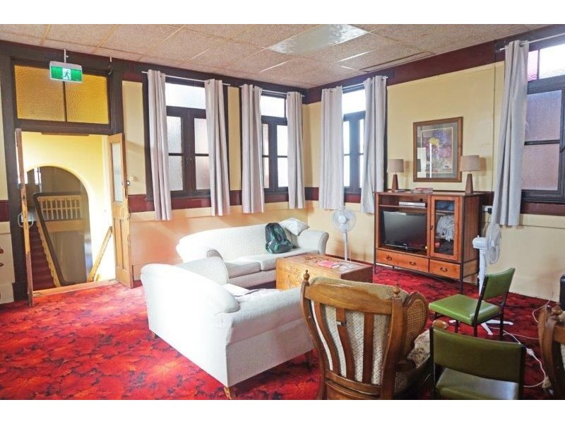 ROOM 23 The Loftus, Junee NSW 2663