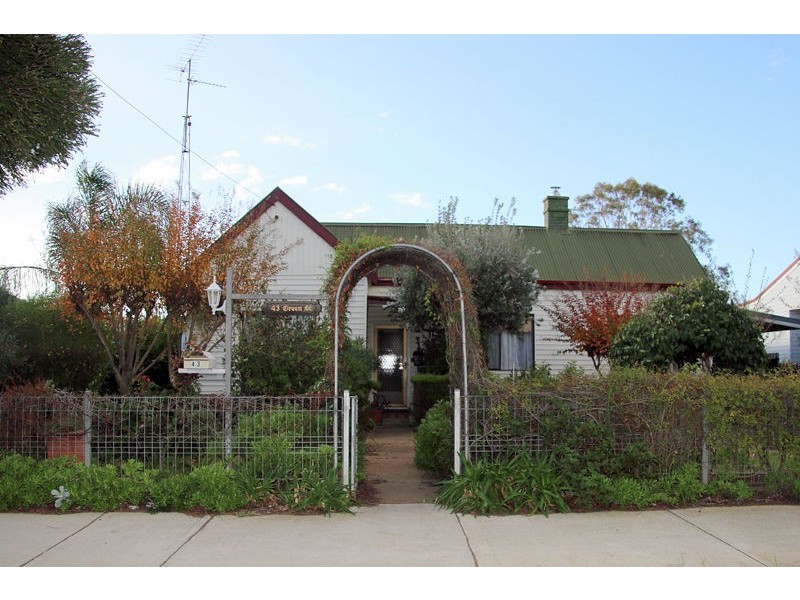 43 Green Street, Lockhart NSW 2656