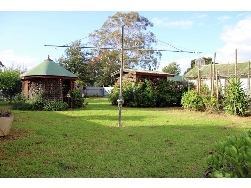 43 Green Street, Lockhart NSW 2656