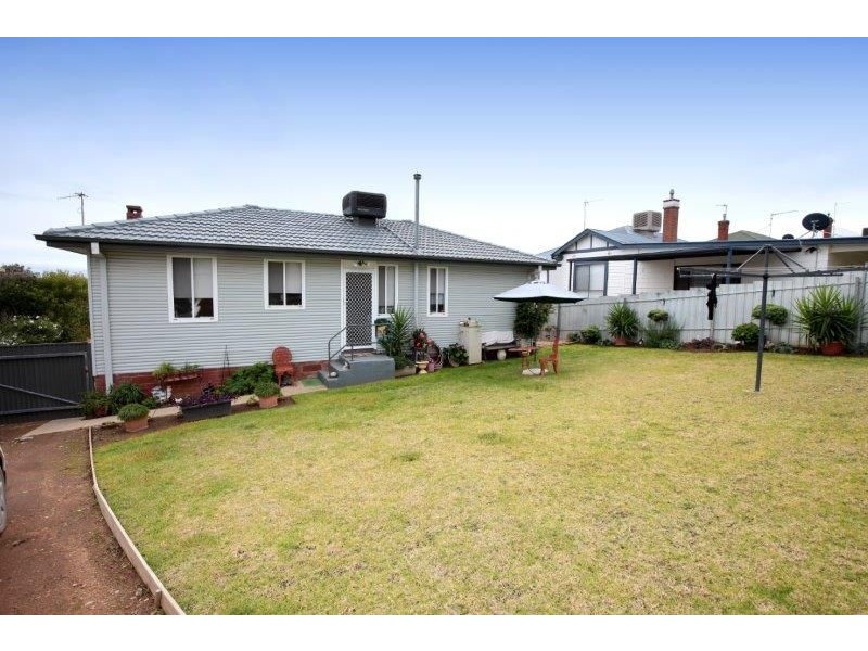 46 Commins st, Junee NSW 2663