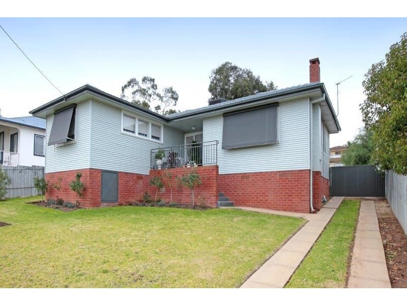 46 Commins st, Junee NSW 2663