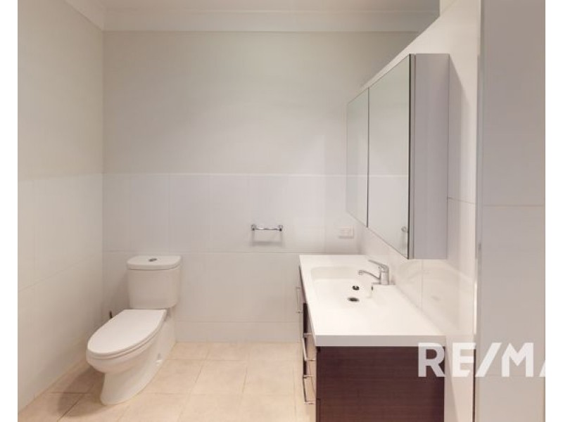 7B Adams Street, Junee NSW 2663