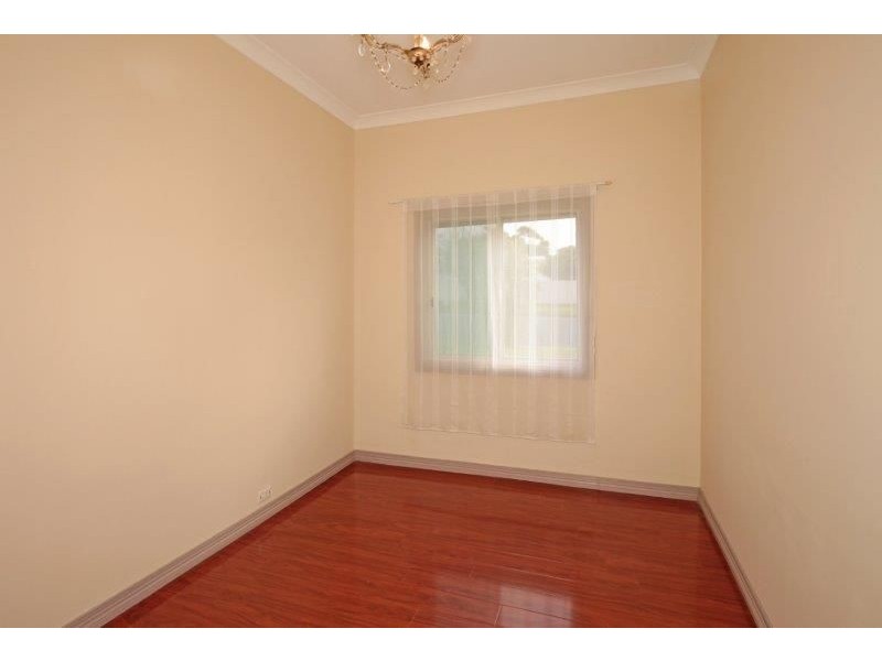 68 Joffre St, Junee NSW 2663