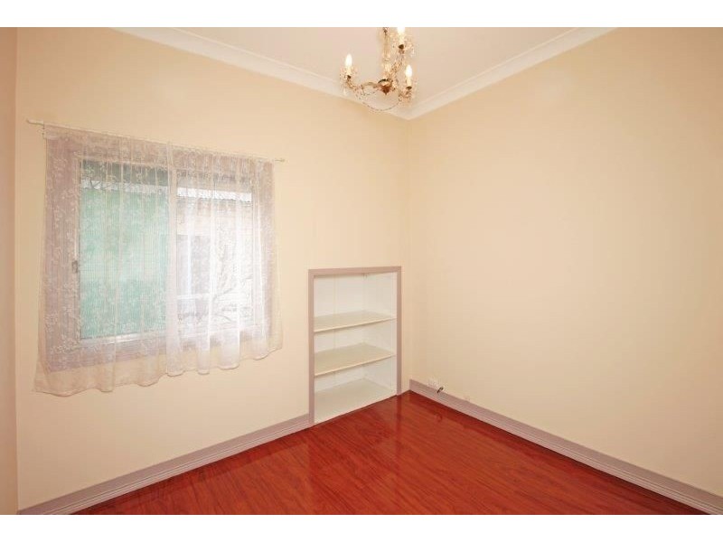 68 Joffre St, Junee NSW 2663