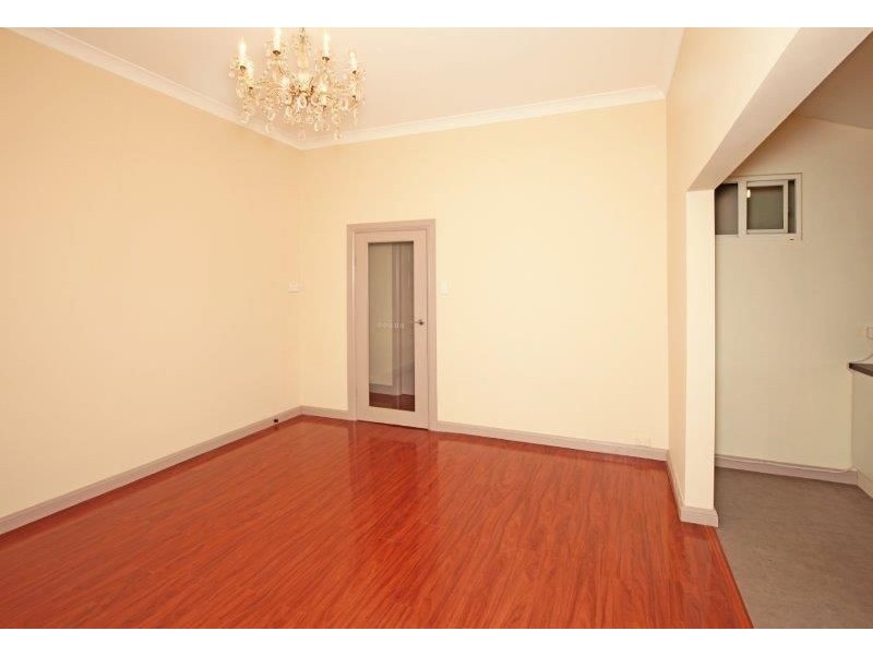 68 Joffre St, Junee NSW 2663