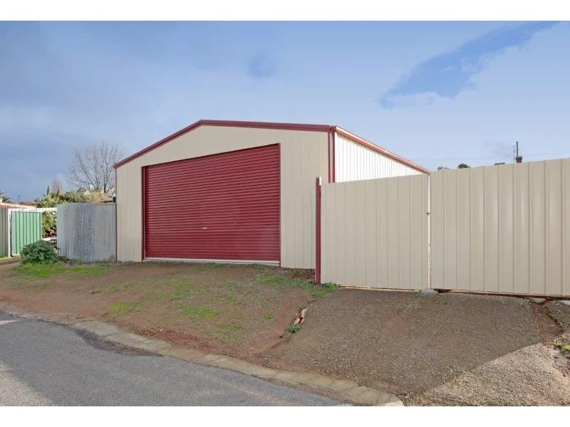 68 Joffre St, Junee NSW 2663