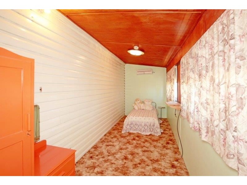 65 Hill St, Junee NSW 2663