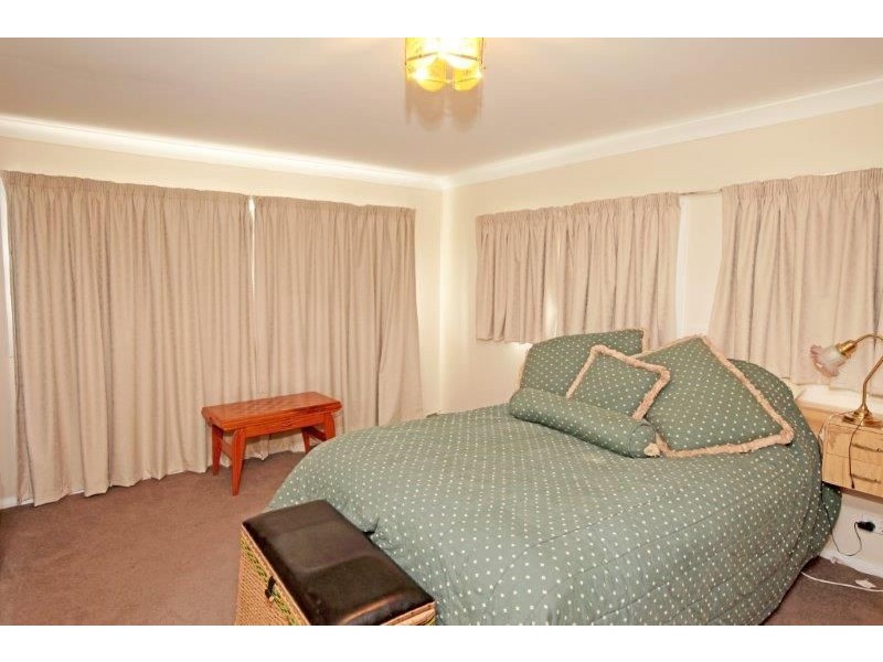 18 to 22 Edward Street, Junee NSW 2663