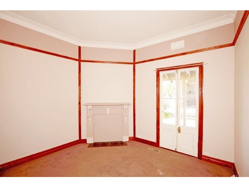 56 Pitt Street, Junee NSW 2663