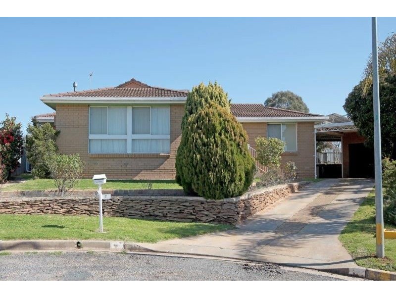 7 Arnold St, Junee NSW 2663