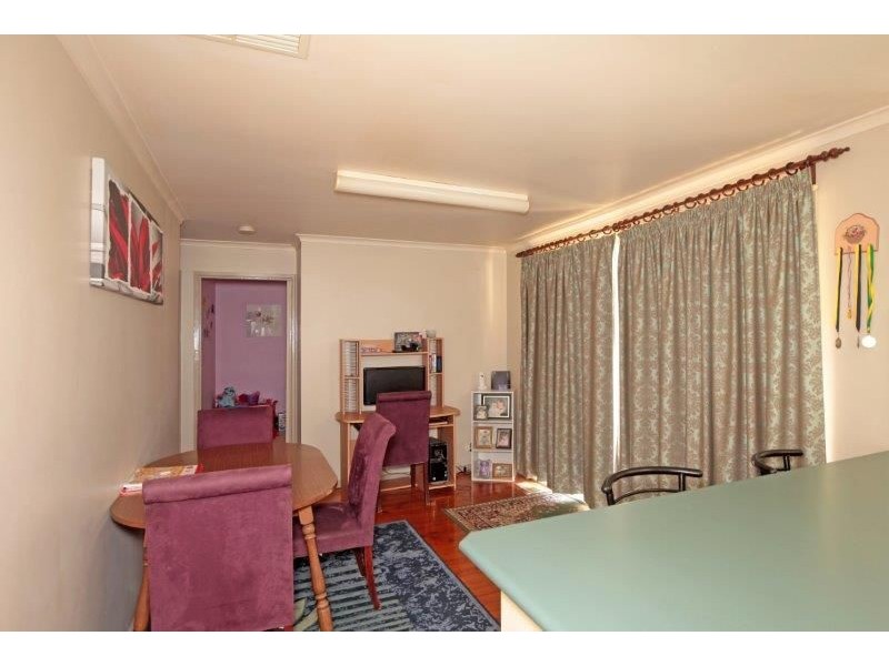 7 Arnold St, Junee NSW 2663