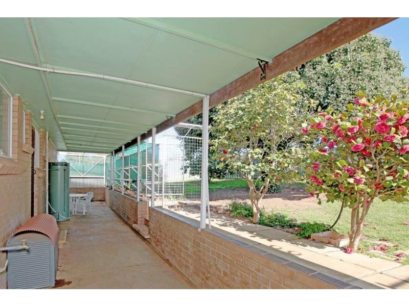 7 Arnold St, Junee NSW 2663