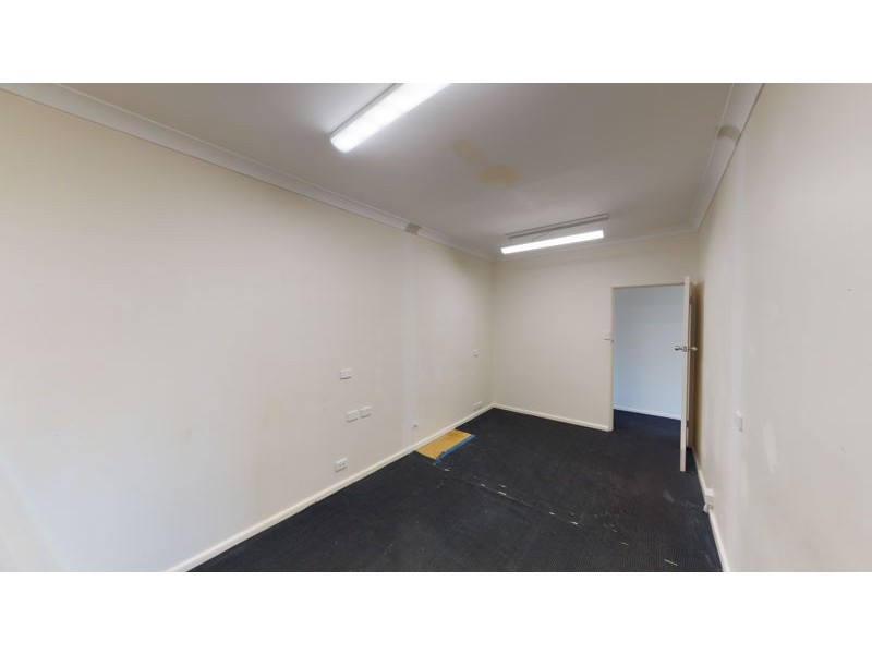 101 Broadway, Junee NSW 2663