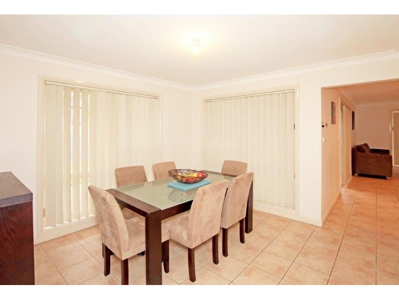 12 Gloucester St, Junee NSW 2663