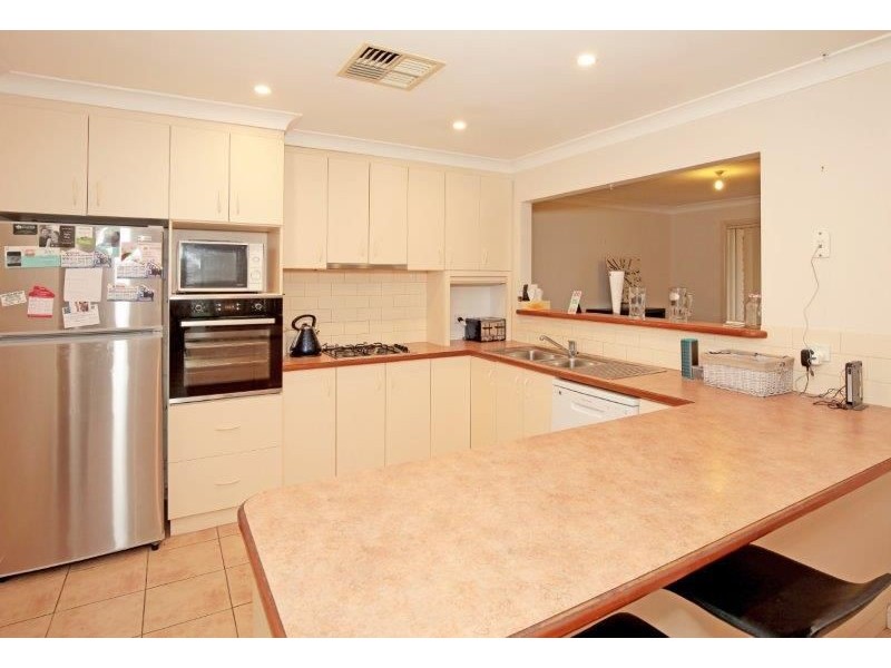 12 Gloucester St, Junee NSW 2663