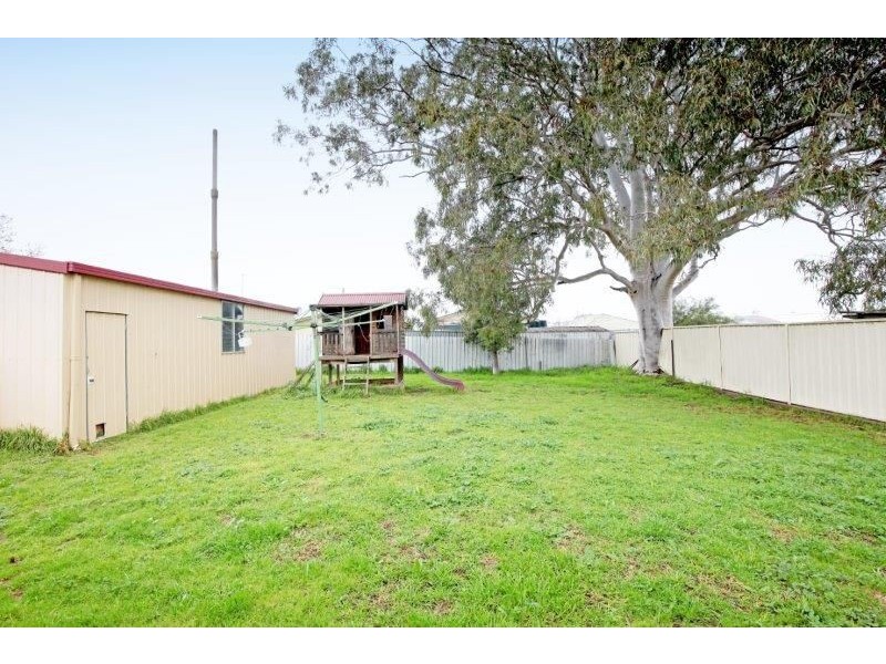 12 Gloucester St, Junee NSW 2663