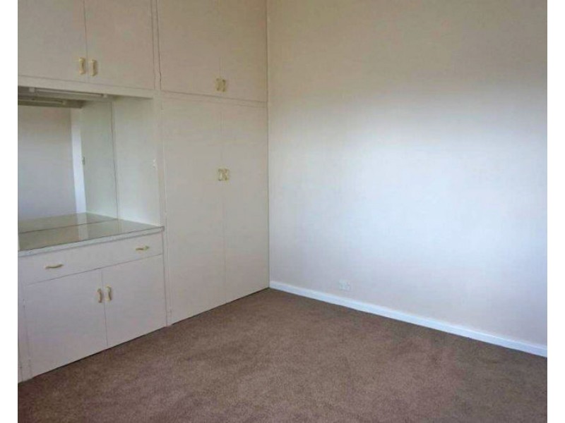 14 Cross Street, Junee NSW 2663