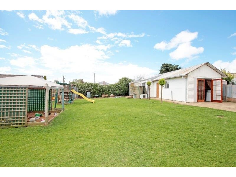 22 William Street, Junee NSW 2663