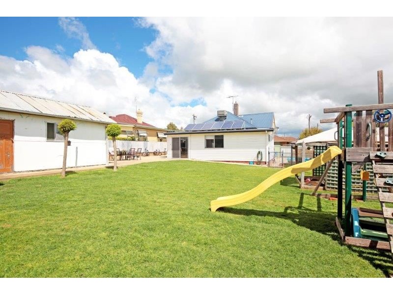 22 William Street, Junee NSW 2663
