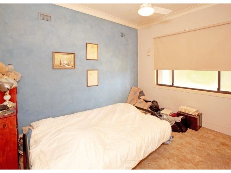 32 Fitzroy St, Junee NSW 2663