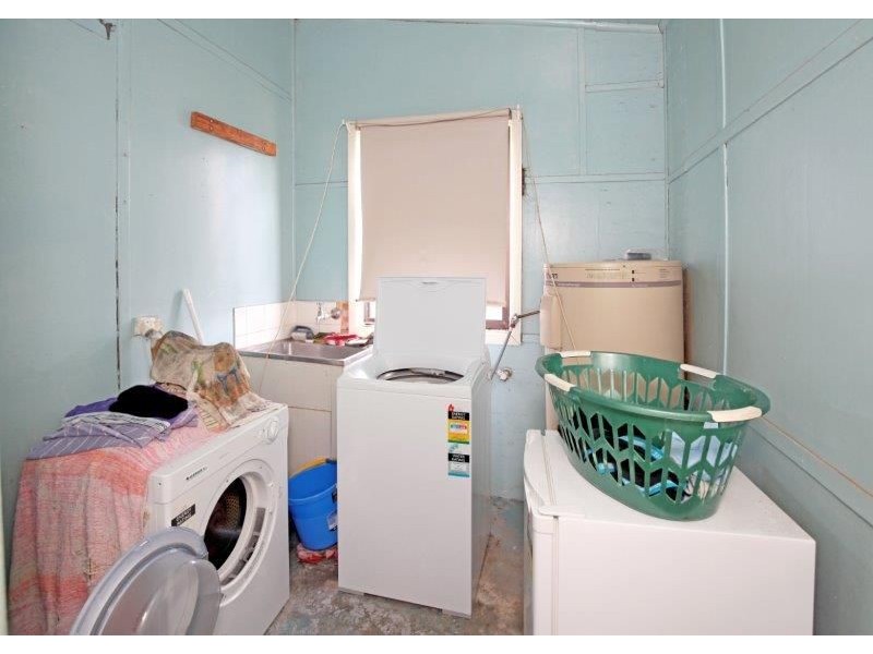 32 Fitzroy St, Junee NSW 2663