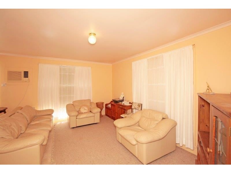 5 Arnold St, Junee NSW 2663