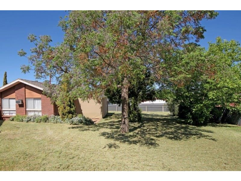 5 Arnold St, Junee NSW 2663