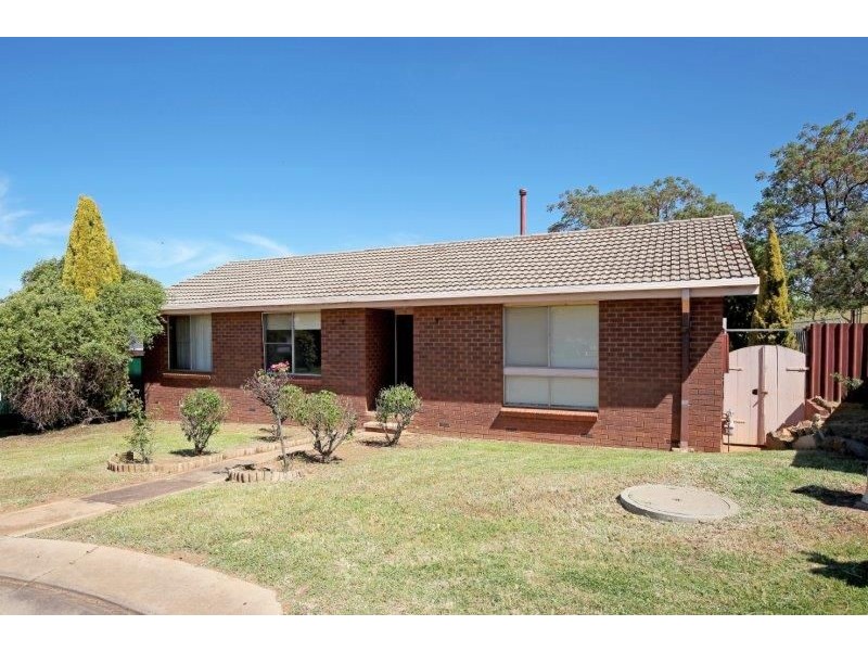 5 Arnold St, Junee NSW 2663