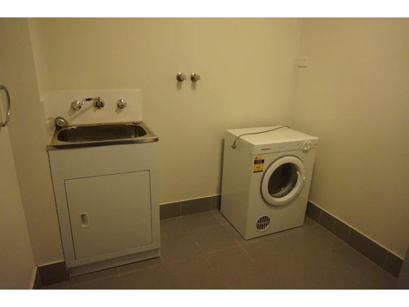 4/65 Commins Street, Junee NSW 2663