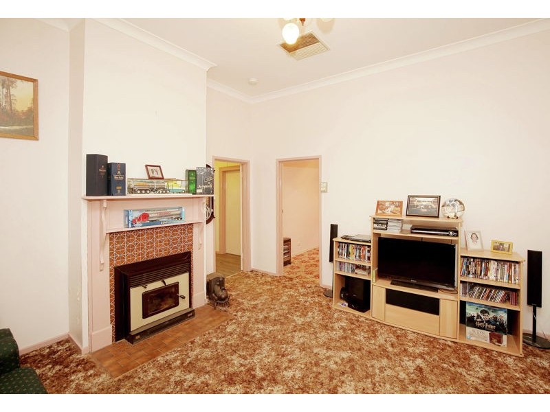 11 King Street, Junee NSW 2663