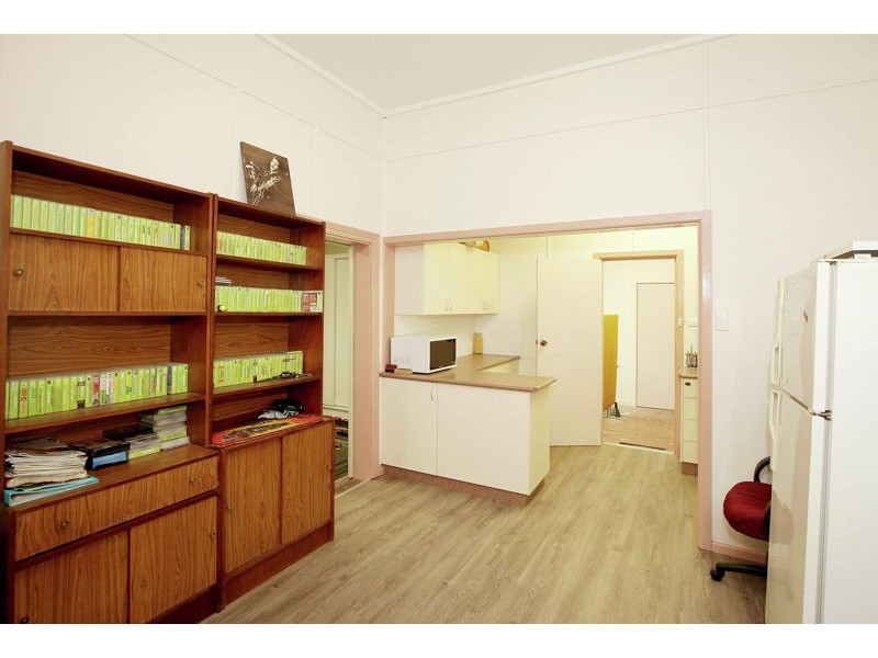 11 King Street, Junee NSW 2663