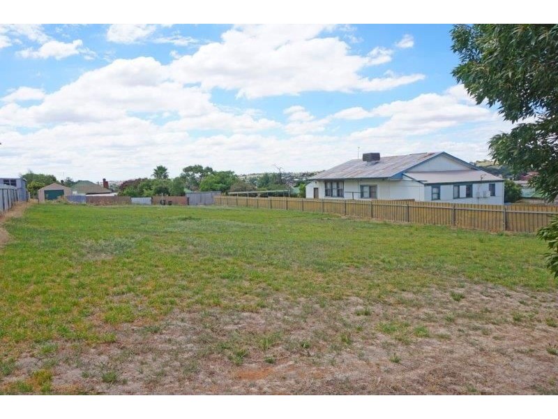 31 Thomas St, Junee NSW 2663