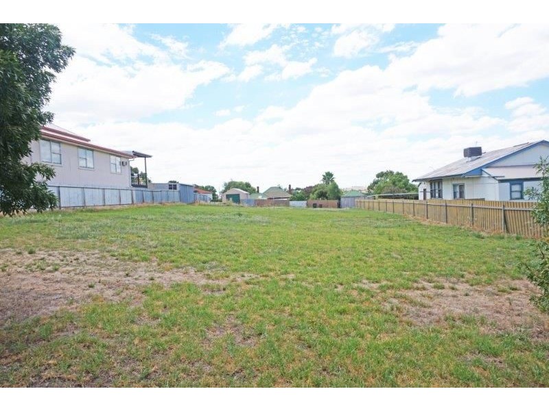 31 Thomas St, Junee NSW 2663