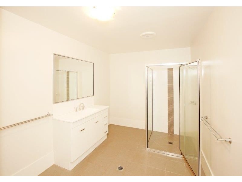 4/65 Commins St, Junee NSW 2663