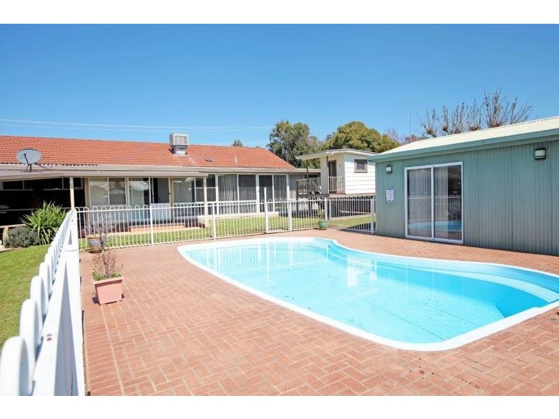 7 Percy Street, Junee NSW 2663