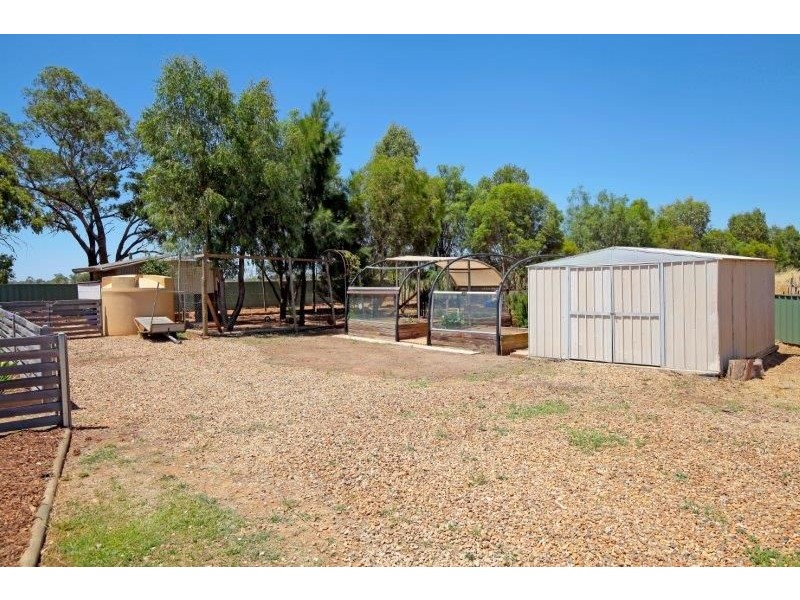 80 Wyoming Lane, Junee NSW 2663