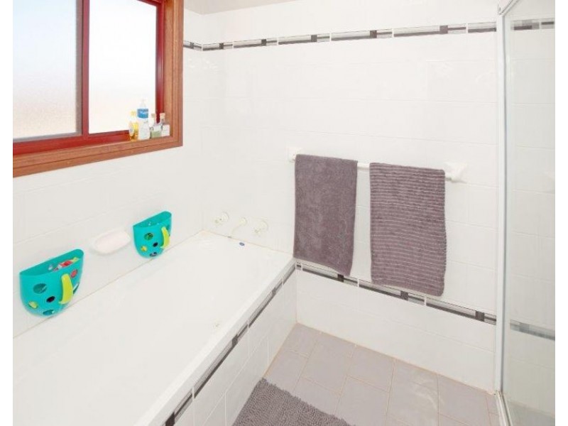 80 Wyoming Lane, Junee NSW 2663