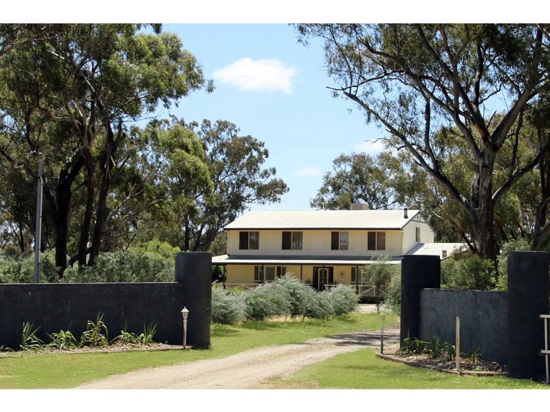 221 Green Street, Lockhart NSW 2656