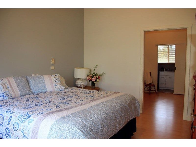 221 Green Street, Lockhart NSW 2656